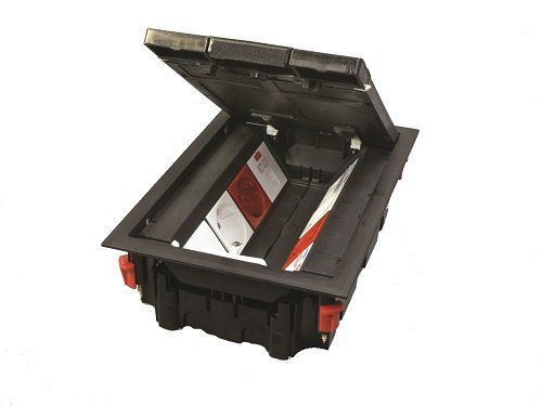 Фотография товара 'Ostec LUK/8-П Напольный лючок на 8 постов (45х45 мм), пластиковый'